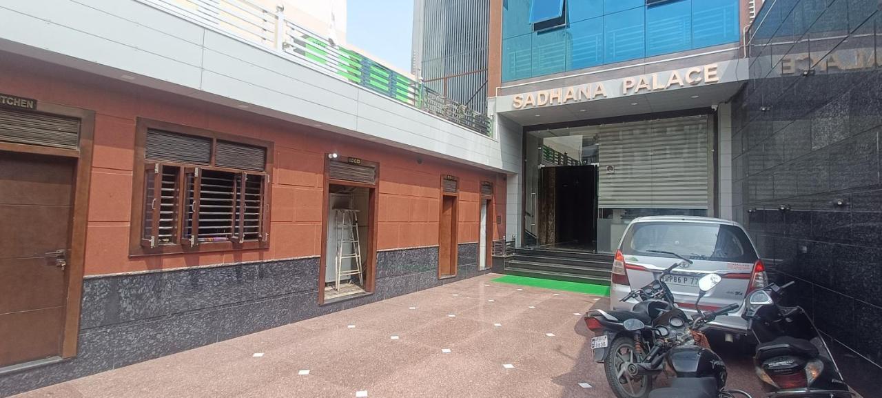Hotel Sadhana Palace Mathura Buitenkant foto